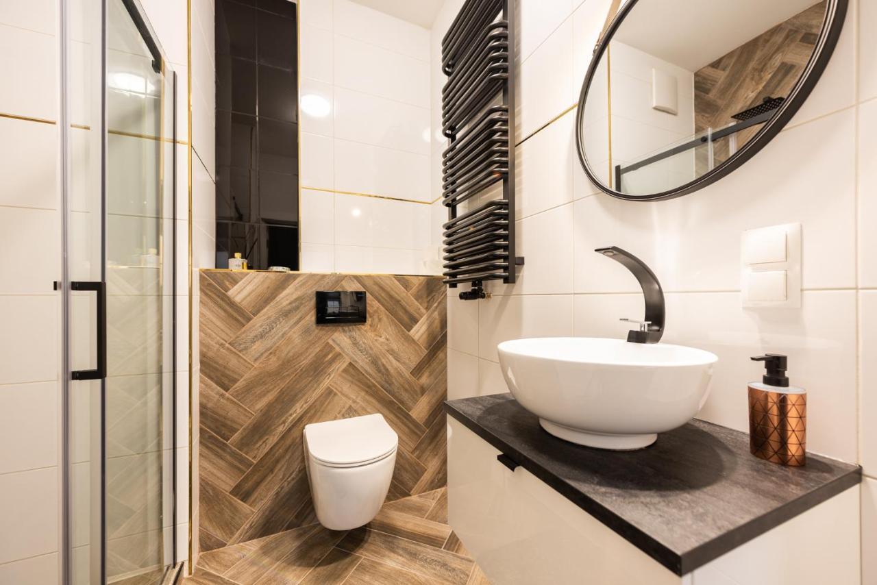 Flatbook - City Center Apartments Waterlane Vintage With Gym Gdansk Ngoại thất bức ảnh